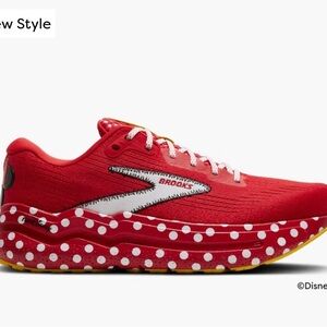 Run Disney Brooks Running Shoes Ghost Max 2 WM 8 Wide